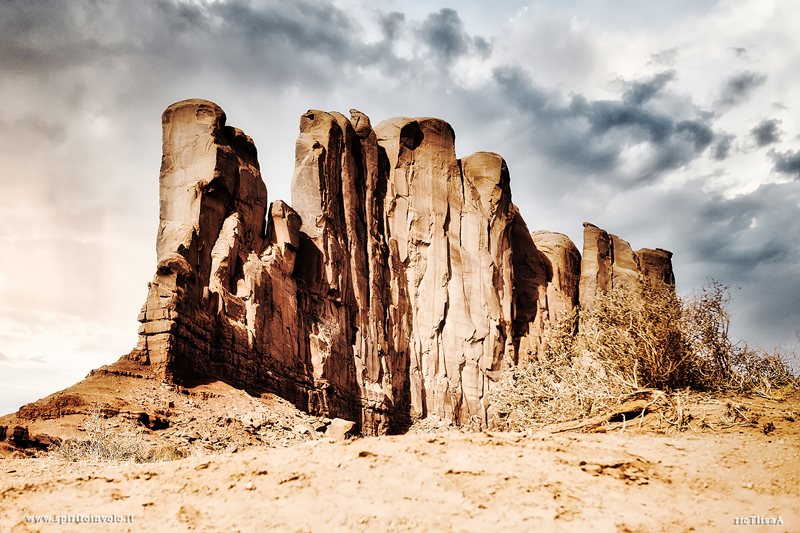 Camel Butte nella Monument Valley