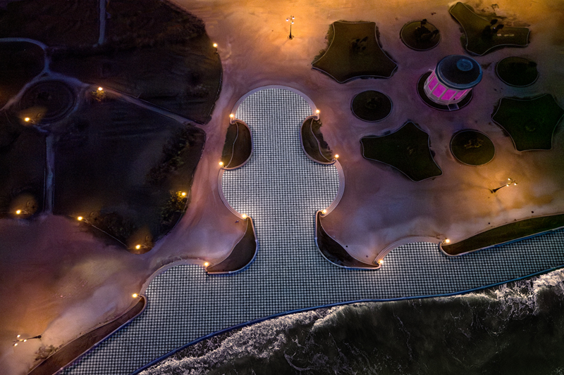 Terrazza Mascagni a Livorno vista dal drone di notte