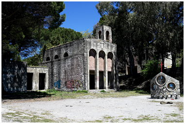 La chiesa abbandonata di Borgo Schisina