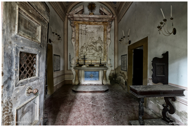 Altare nella cappella gentilizia