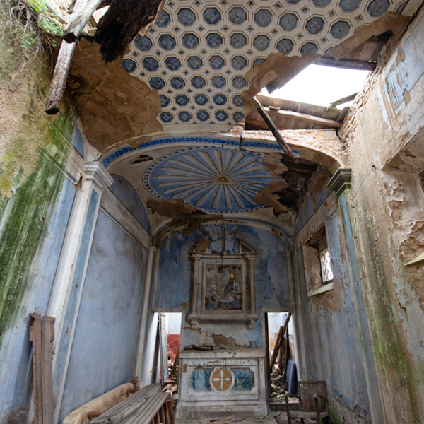 Soffitto affrescato nella cappella blu