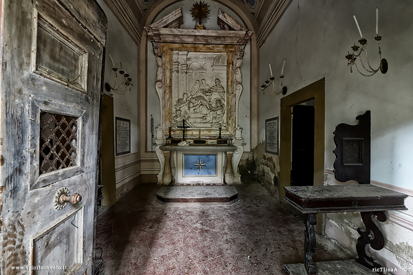 Ingresso nella cappella gentilizia