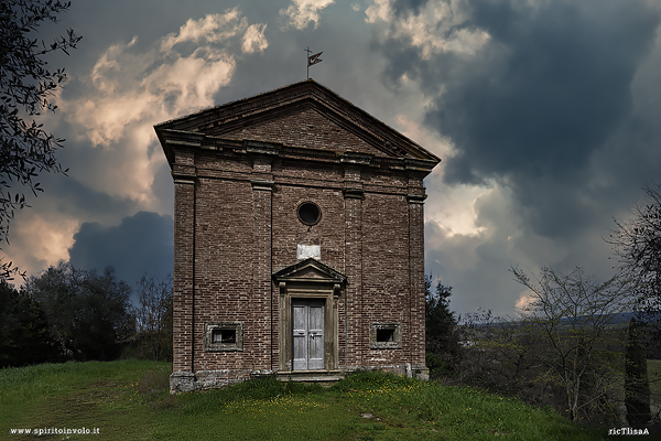 Facciata esterna della chiesa degli angeli