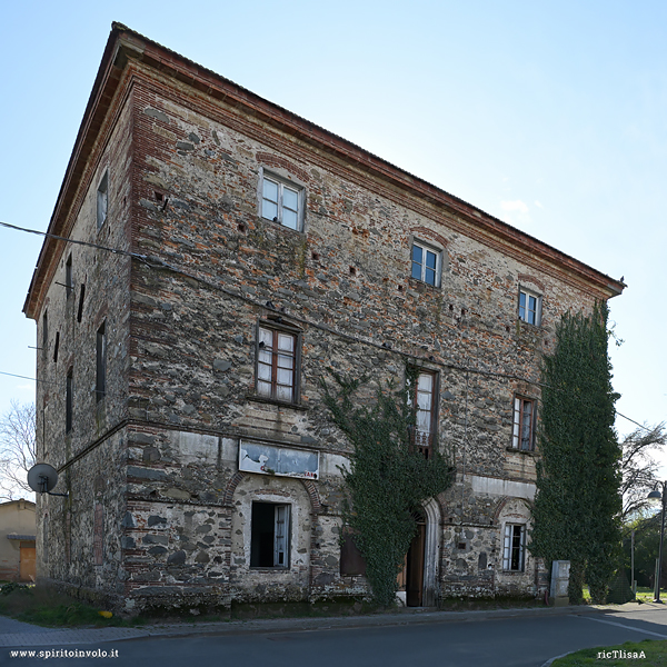 Scalinata del Palazzo Ficini ad Orentano