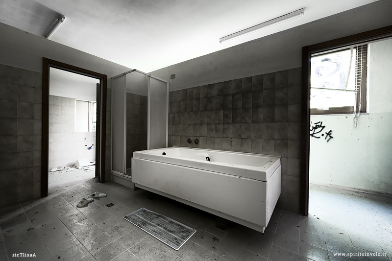 Vasca idromassaggio nelle Terme delle Galleraie