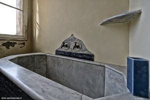 Vasca da bagno della villa del tricolore