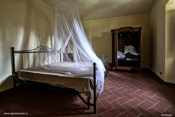 Camera da letto della villa del tricolore